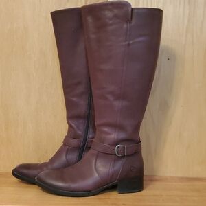 Born Women's RARE Burgundy Heeled Boots